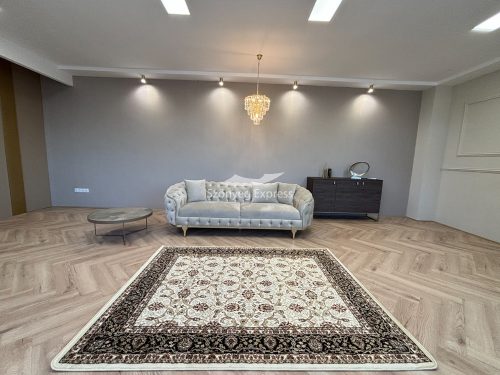 Torino 1861 béžový klasický koberec 160x220cm